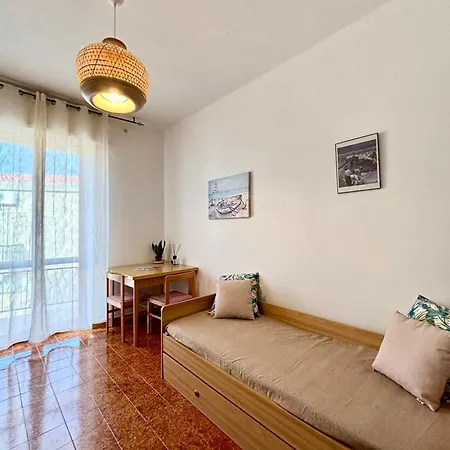 Nura's - Casa Lobelia Beachfront Alguer